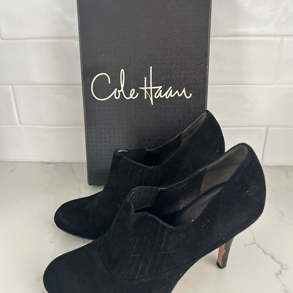 Cole Haan Black Women's Heels - Picture 1 of 4